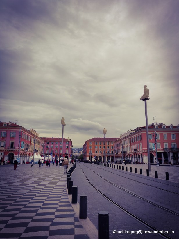 The Conversation in Nice